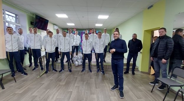ГРАВЦІ НАЦІОНАЛЬНОЇ ЗБІРНОЇ З ФУТЗАЛУ ЗУСТРІЛИСЯ ІЗ ВИХОВАНЦІЯМИ ЦЕНТРУ КОМПЛЕКСНОЇ РЕАБІЛТАЦІЇ «ЖАГА ЖИТТЯ».